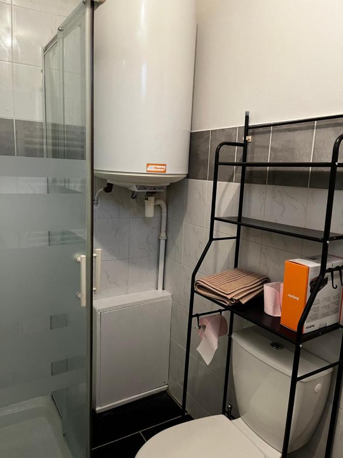 Studios Au Quartier Pavillonnaire Rue D Ambert Orléans Eksteriør billede